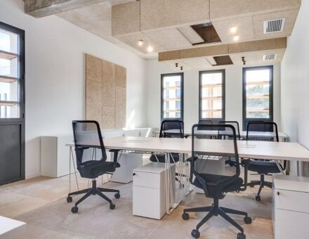 Bureaux du 1165 Avenue  Jean-René Guillibert Gautier de la Lauzière Aix-en-Provence