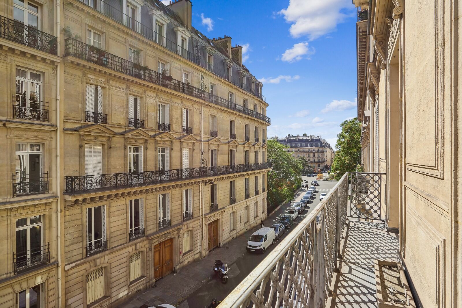 Image des bureaux au 38 Rue de Liège, Paris 8 - Bureaux à vendre