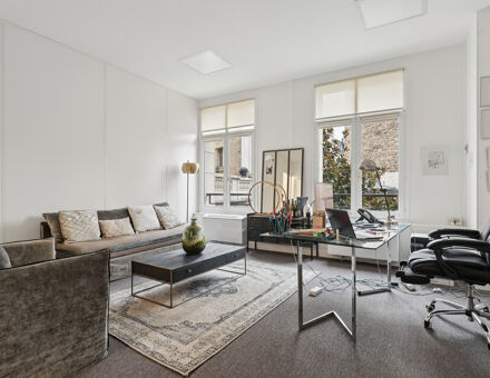 Bureaux du 42 Rue de Bassano Paris