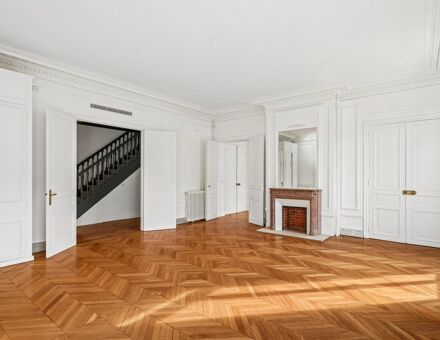 Bureaux du 30 Rue la Boétie Paris