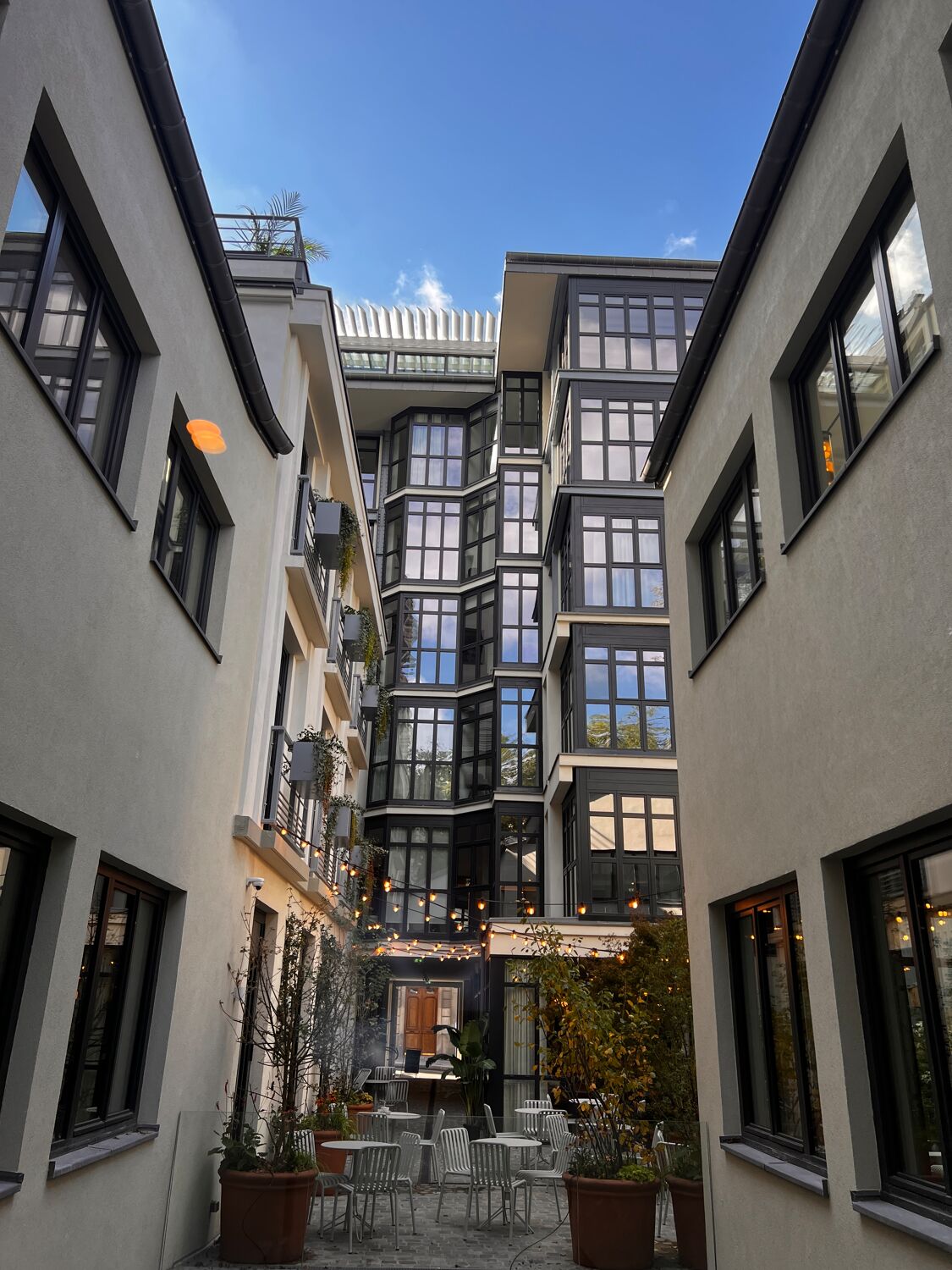Image des bureaux au 74 Rue Joseph de Maistre, Paris 18  - Bureaux à louer
