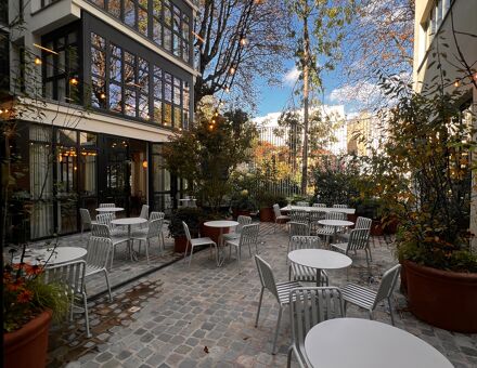 Bureaux du 74 Rue Joseph de Maistre Paris