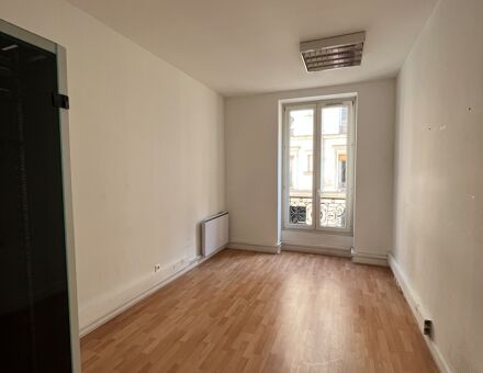 Bureaux du 27 Rue de Maubeuge Paris