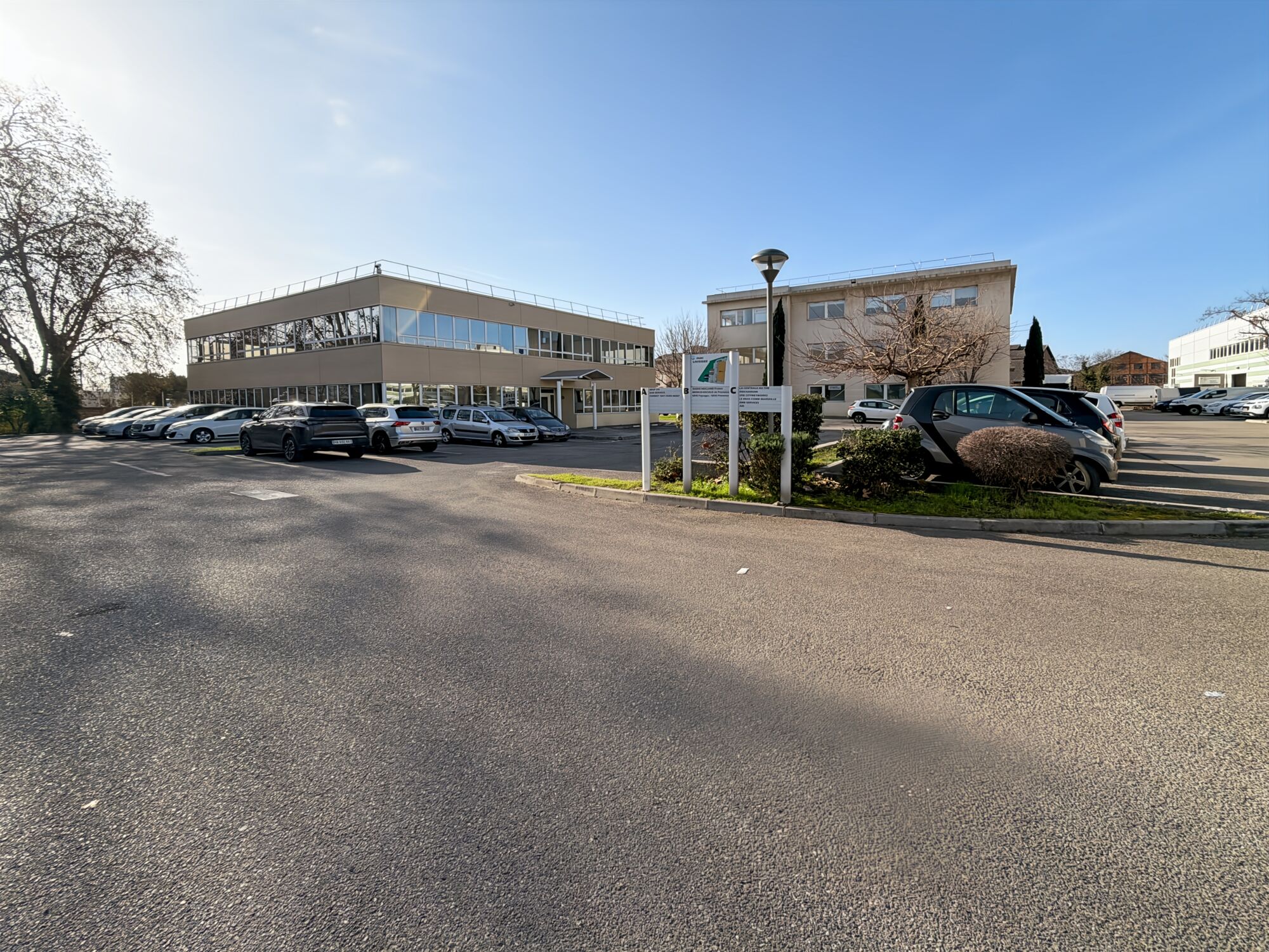 Image des bureaux au 99 Avenue ibrahim ali (1977-1995), Marseille 15 - Bureaux à louer