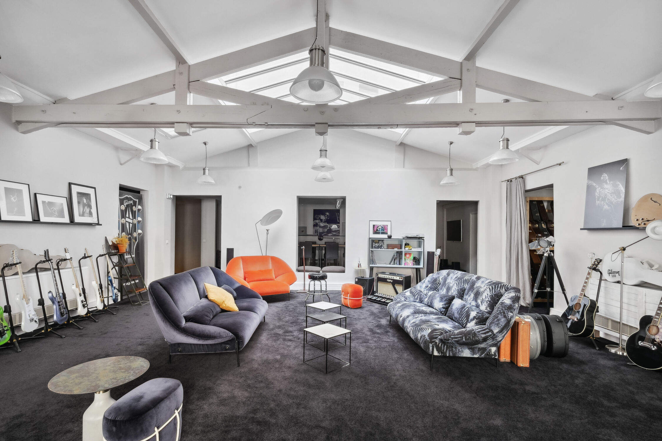 Image des bureaux au 35 Rue Albert Thomas, Paris 10  - Bureaux à louer