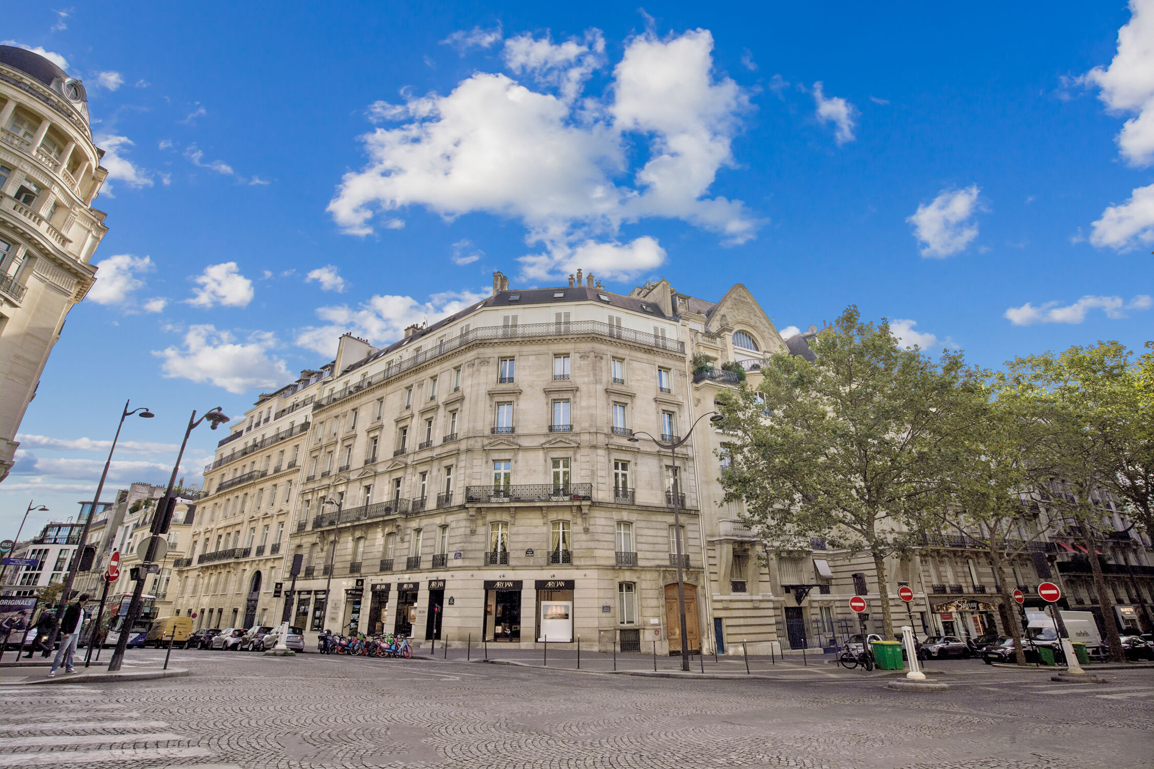 Image des bureaux au 32 Avenue Marceau, Paris 8 - Bureaux à louer