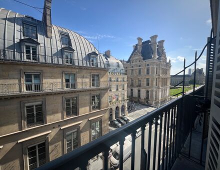 Bureaux du 3 Place des Pyramides Paris