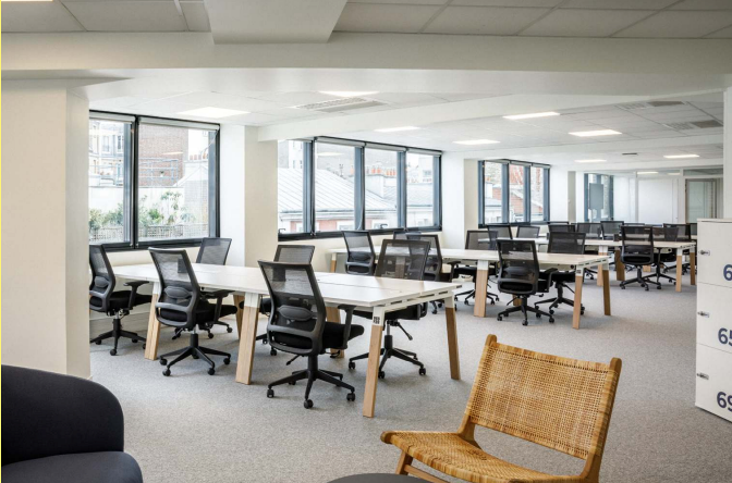 Image des bureaux au 9 Boulevard Gouvion-Saint-Cyr, Paris 17  - Bureaux à louer