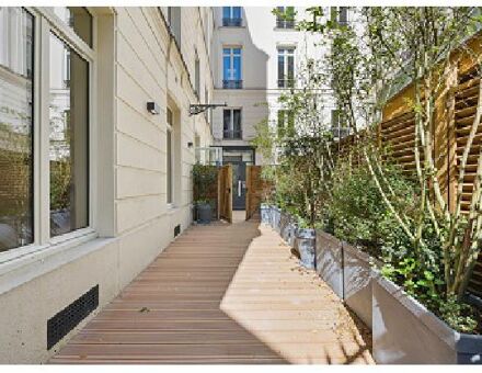 Bureaux du 5 Avenue de Messine Paris