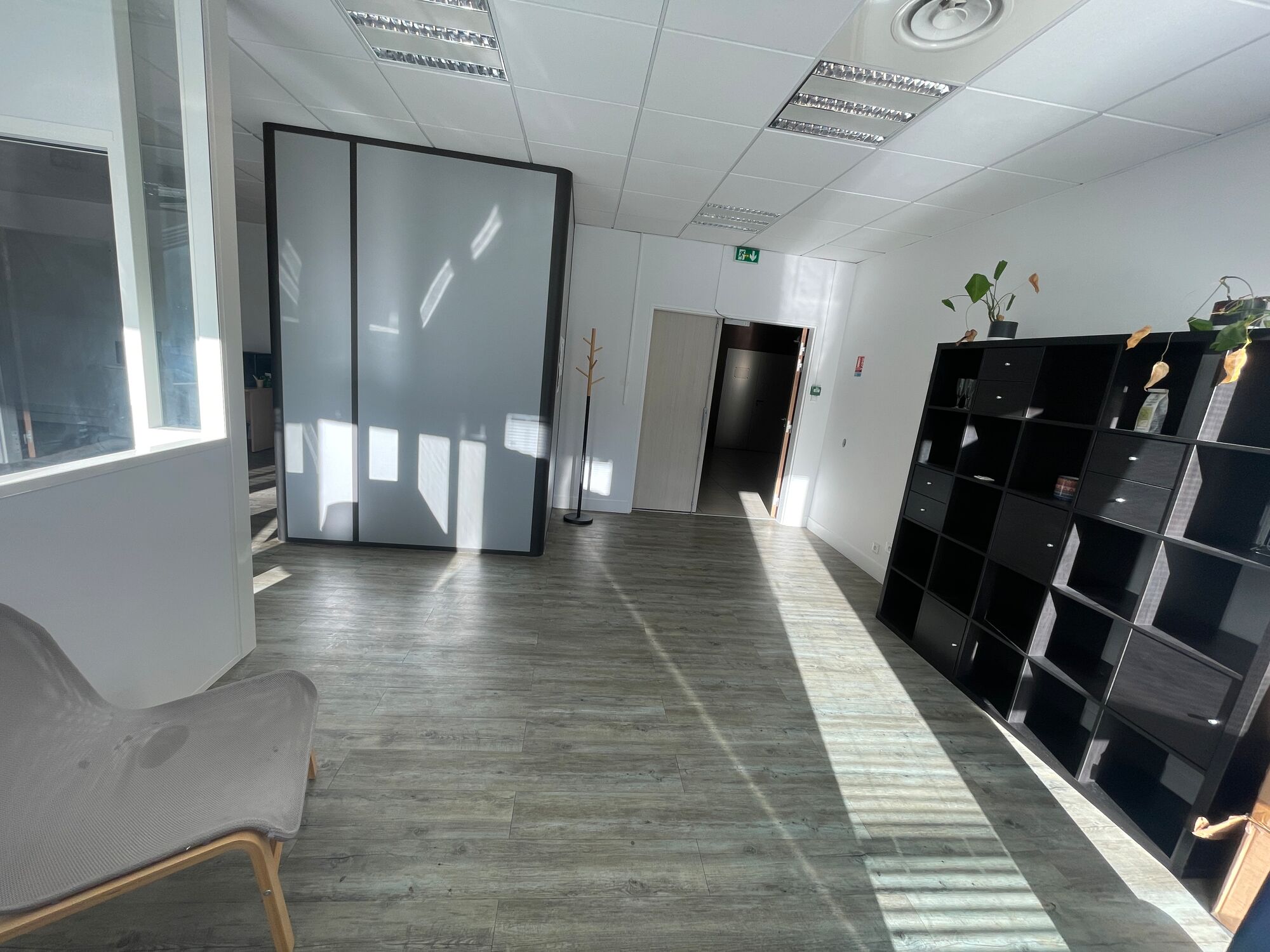 Image des bureaux au 595 Rue Pierre Berthier, Aix-en-Provence - Bureaux à louer