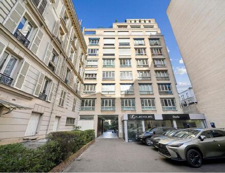 Bureaux du 38 Rue Brunel Paris