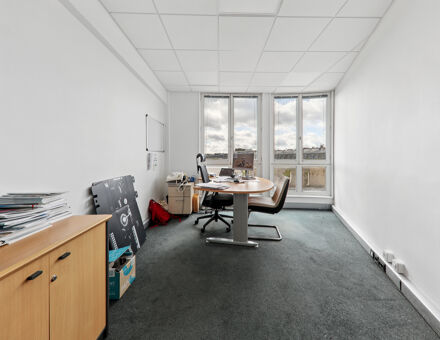 Bureaux du 28 Rue de la Pépinière Paris