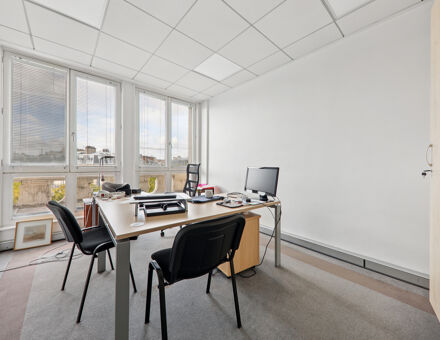 Bureaux du 28 Rue de la Pépinière Paris