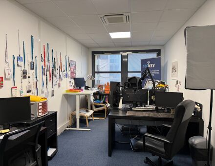 Bureaux du 19 Avenue Louise Michel Rezé