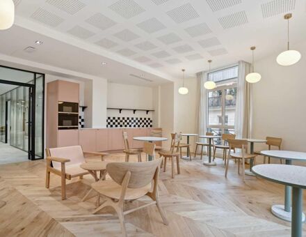 Bureaux du 35 Rue du Louvre Paris