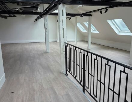 Bureaux du 73 Rue Sainte-Anne Paris