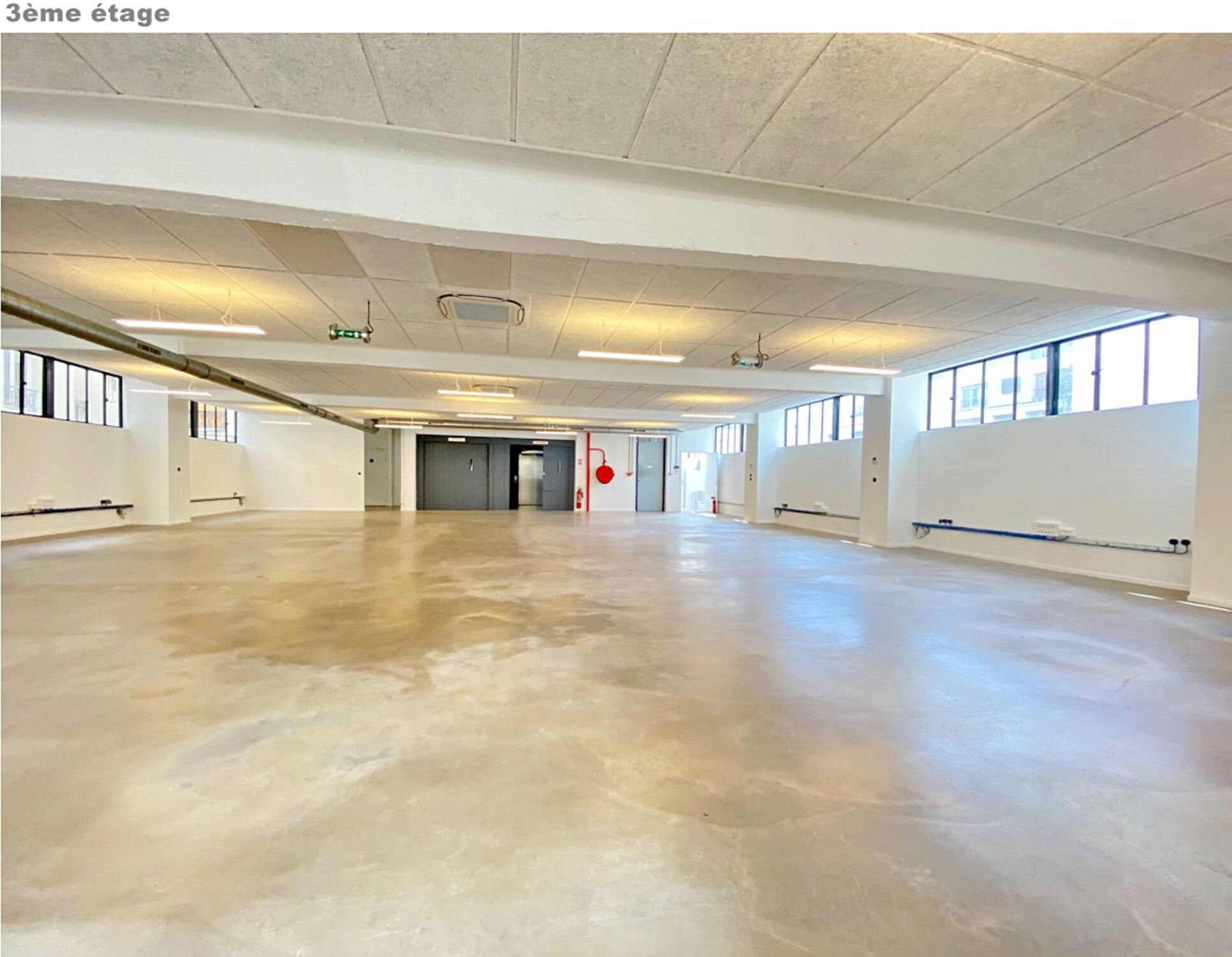 Image des bureaux au 19 Rue des Petites Ecuries, Paris 10  - Bureaux à louer