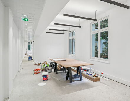 Bureaux du 42 Rue de Bassano Paris