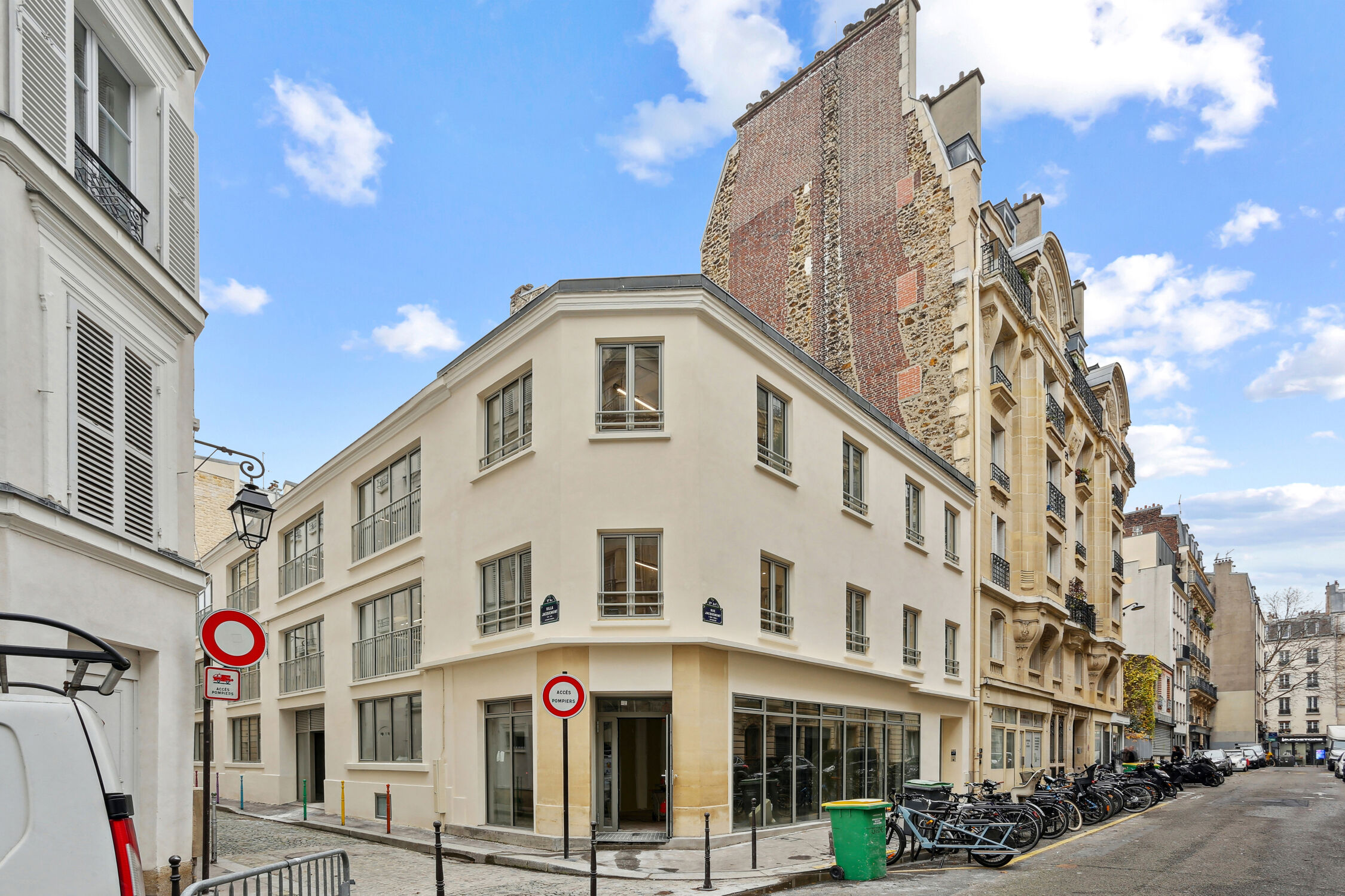 Image des bureaux au 12 Rue Jacquemont, Paris 17 - Bureaux à louer