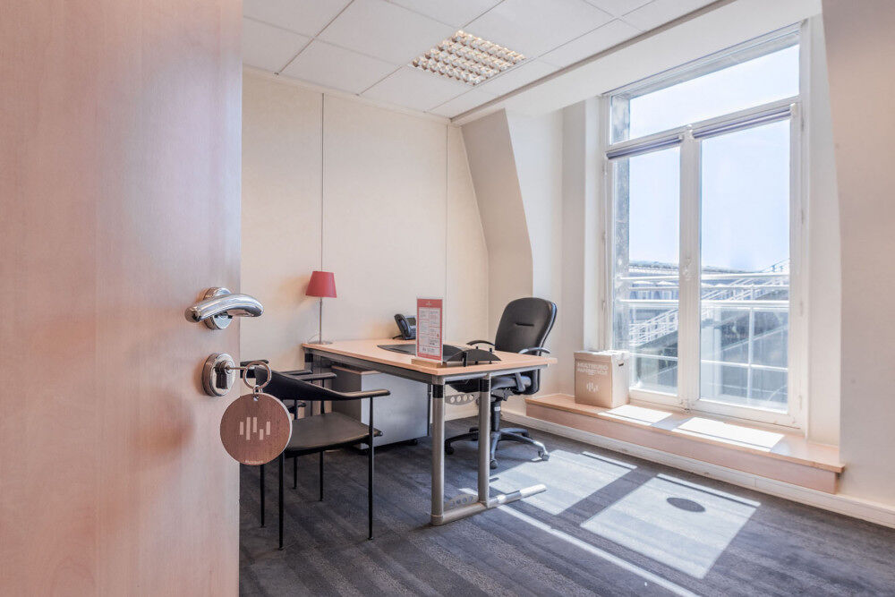 Image des bureaux au 4 Place Louis Armand, Paris 12  - Bureaux à louer