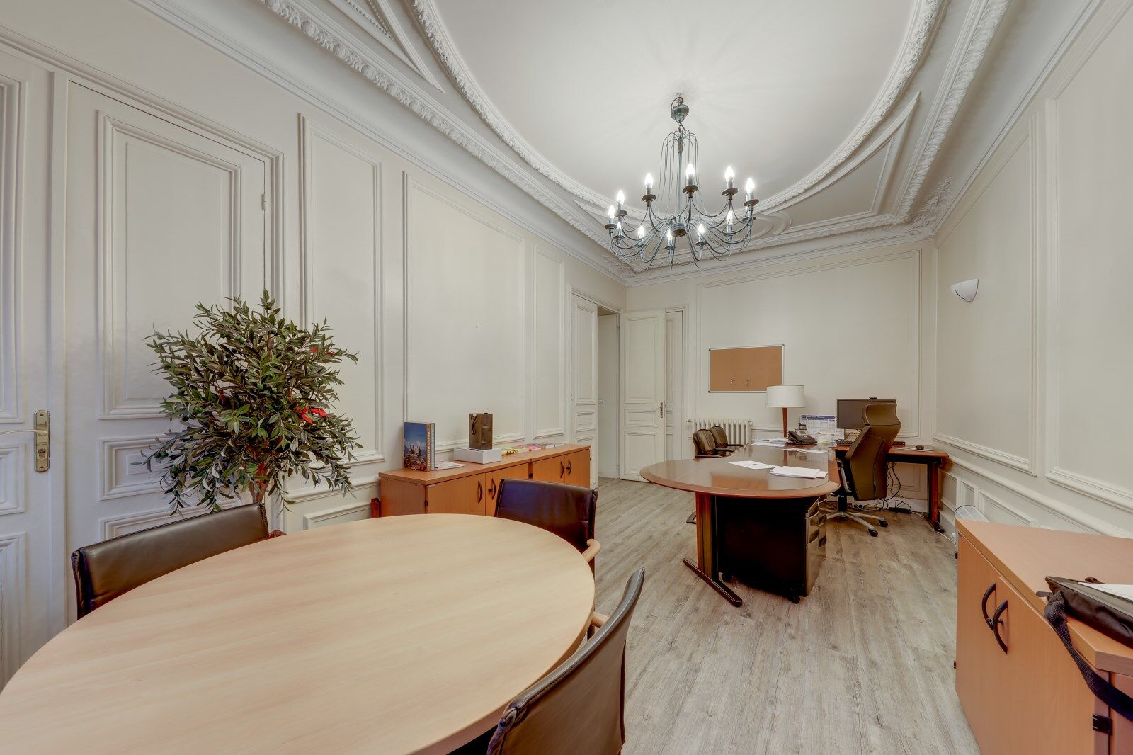 Image des bureaux au 19 Avenue Victor Hugo, Paris 16  - Bureaux à louer