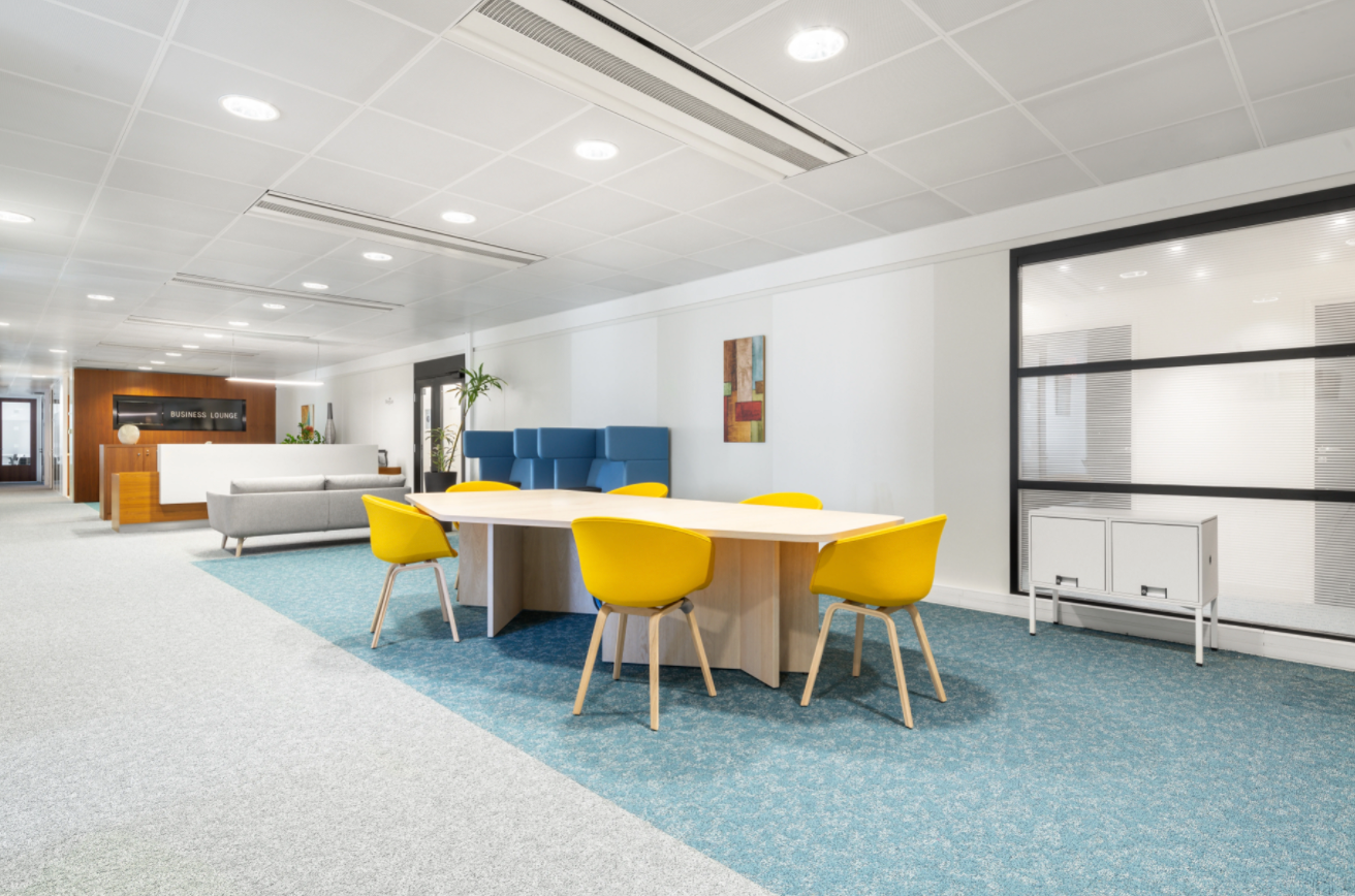 Image des bureaux au 5 Place de la Pyramide, Puteaux - Bureaux à louer