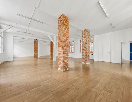 Bureaux du 75 Rue de la Fontaine au Roi Paris