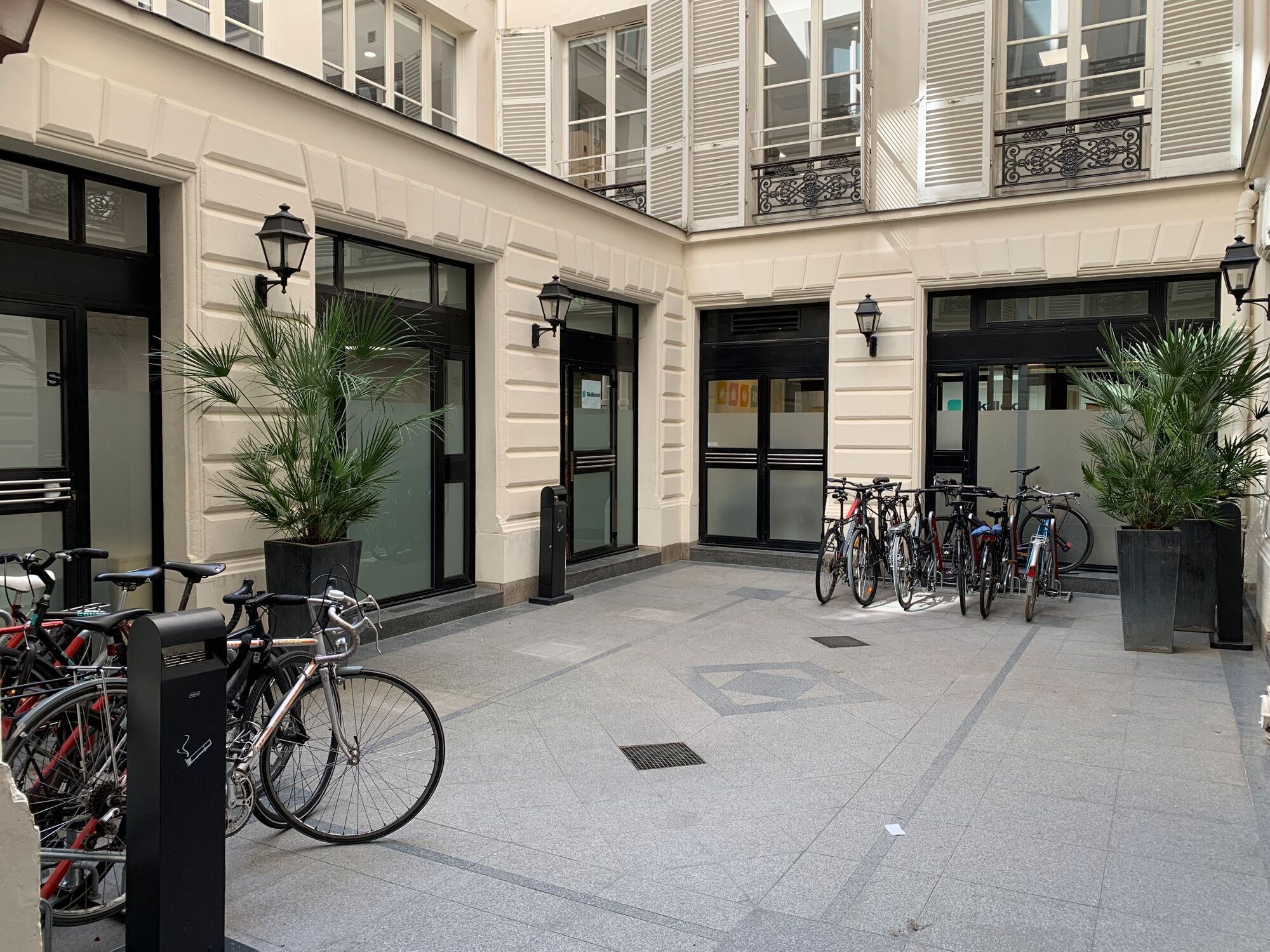 Image des bureaux au 17 Rue de la Banque, Paris 2 - Bureaux à louer