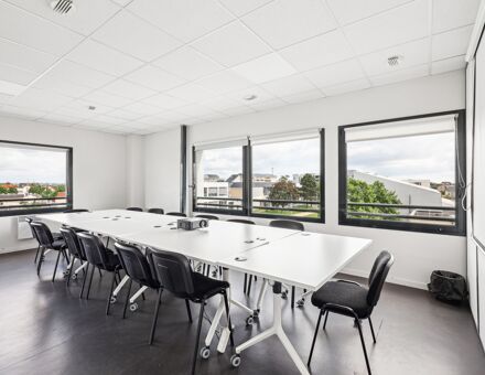 Bureaux du 3 Place Jean Nouzille Caen