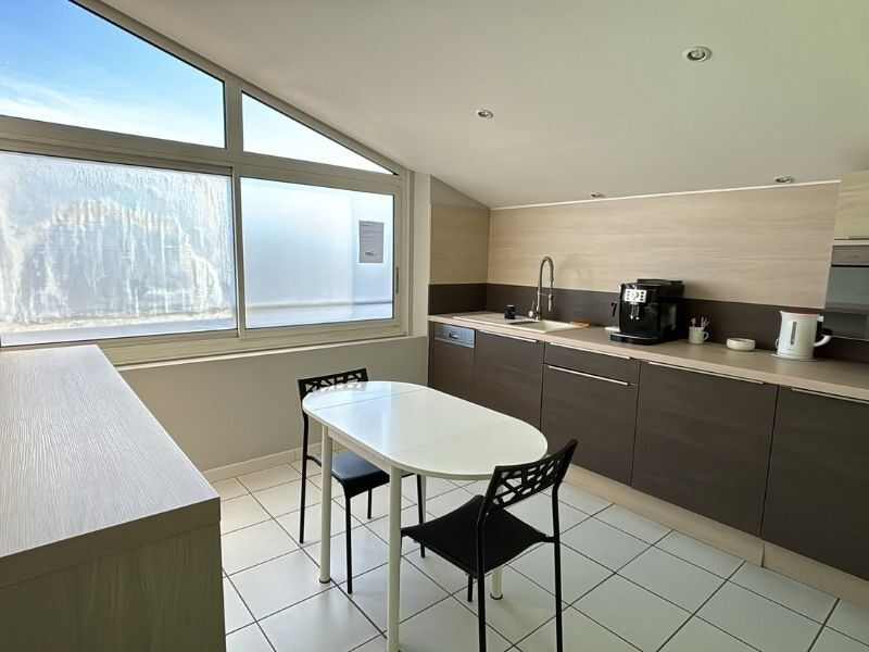 Image des bureaux au 139 Chemin des Vernèdes, undefined - Bureaux à louer