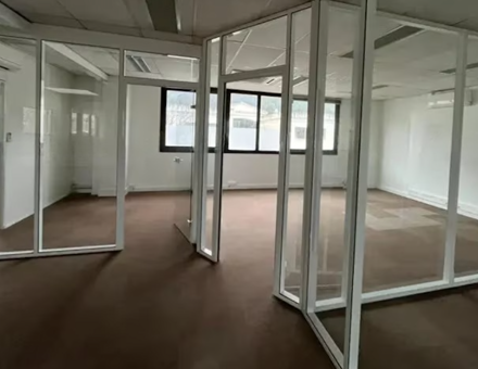 Bureaux du 30 Avenue du Château de Jouques Gémenos