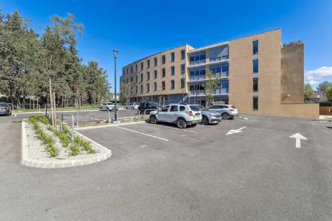 Image des bureaux au 560 Avenue du Club Hippique, Aix-en-Provence - Bureaux à louer et à la vente