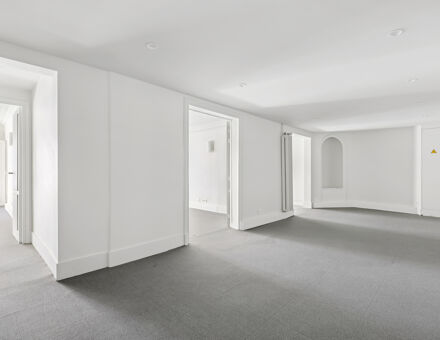 Bureaux du 3 Place des Pyramides Paris