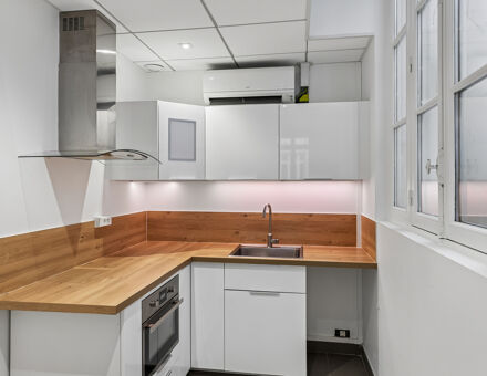 Bureaux du 65 Rue d'Anjou Paris