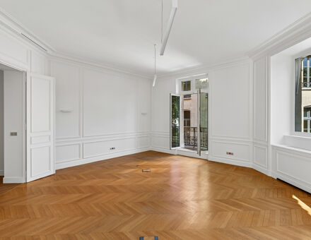 Bureaux du 65 Rue d'Anjou Paris