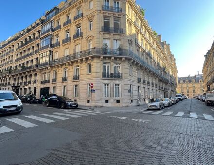 Bureaux du 14 Rue Clément Marot Paris