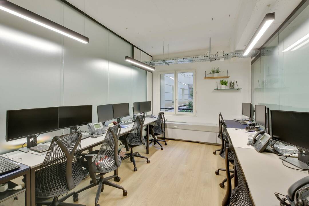 Image des bureaux au 49 Avenue d'Iéna, Paris 16  - Bureaux à louer