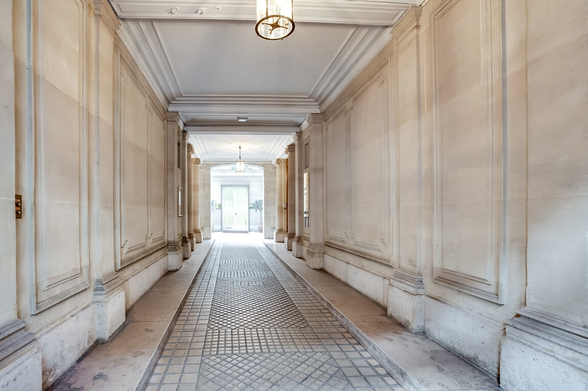 Image des bureaux au 8 Rue la Boétie, Paris 8  - Bureaux à louer