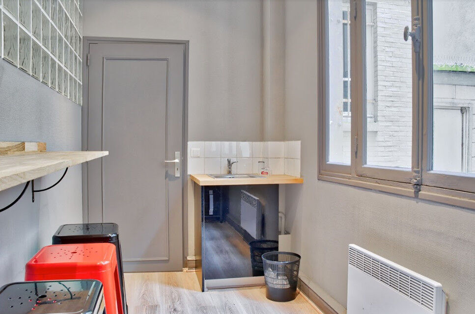 Image des bureaux au 48b Rue des Belles Feuilles, Paris 16  - Bureaux à louer