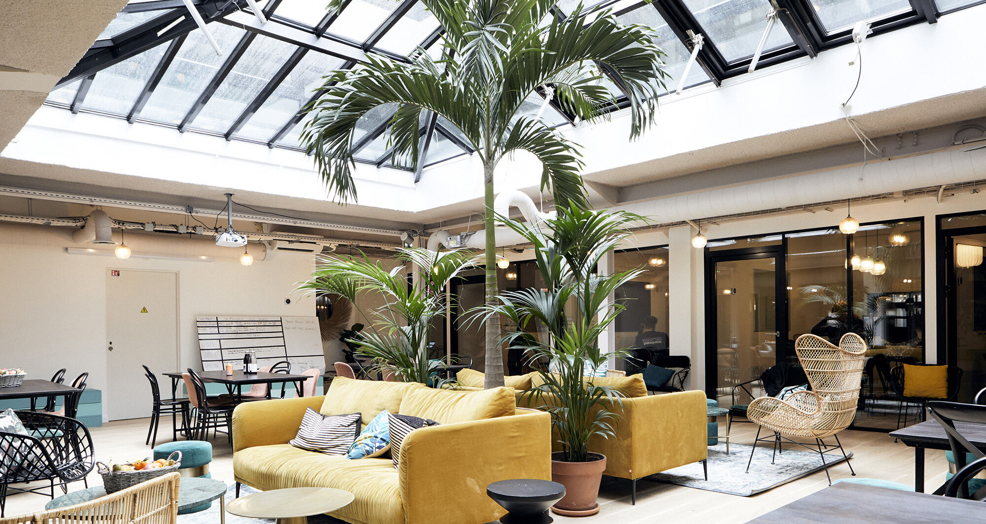 Image des bureaux au 12 Rue Duhesme, Paris 18 - Bureaux à louer