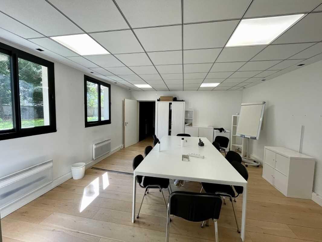 Image des bureaux au 3 Rue Castéja, Boulogne-Billancourt  - Bureaux à louer