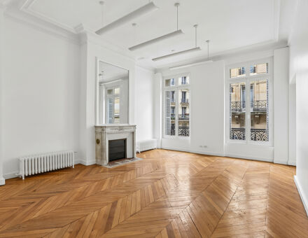 Bureaux du 65b Rue du Rocher Paris