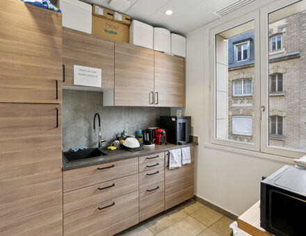 Bureaux du 42 Rue de Bassano Paris