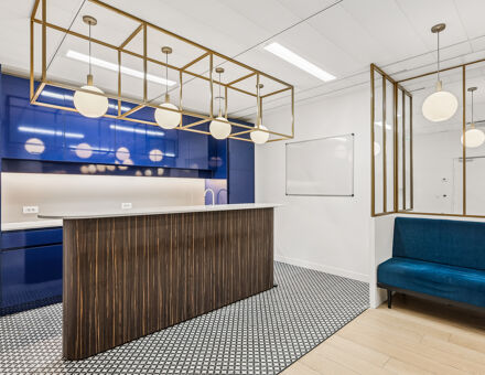 Bureaux du 27 Rue de la Ville l'Evêque Paris