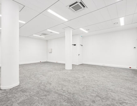 Bureaux du 27 Rue de la Ville l'Evêque Paris