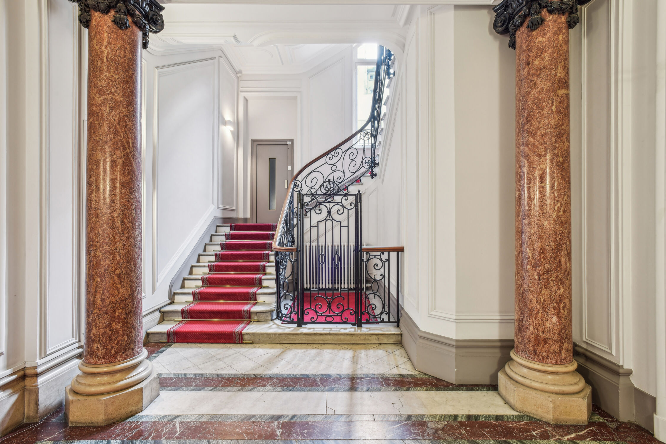 Image des bureaux au 20b Rue la Boétie, Paris 8  - Bureaux à louer