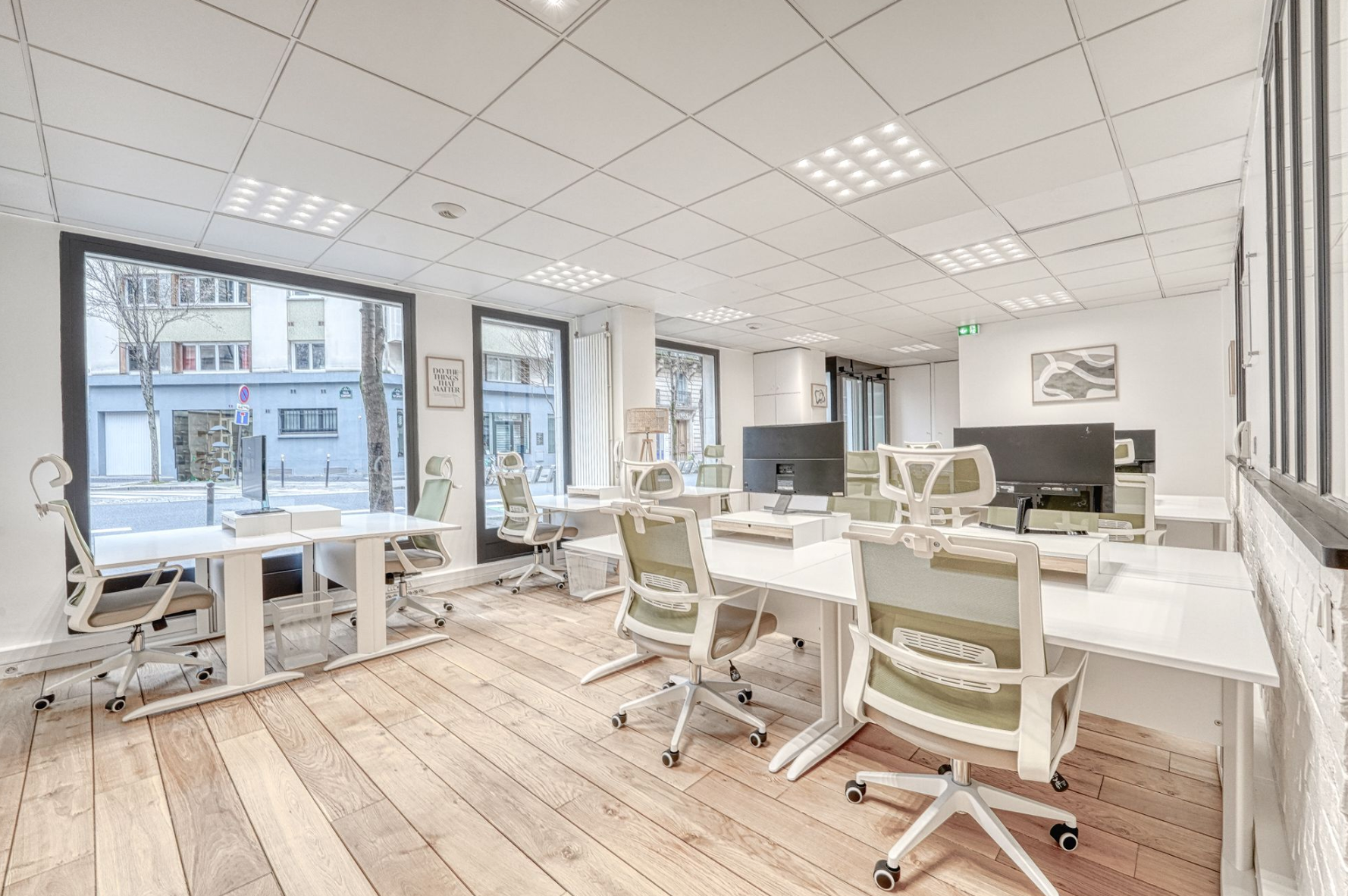 Image des bureaux au 41 Rue Guy Môquet, Paris 17  - Bureaux à louer