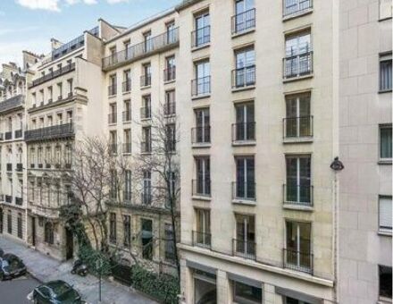 Bureaux du 38 Rue de Bassano Paris