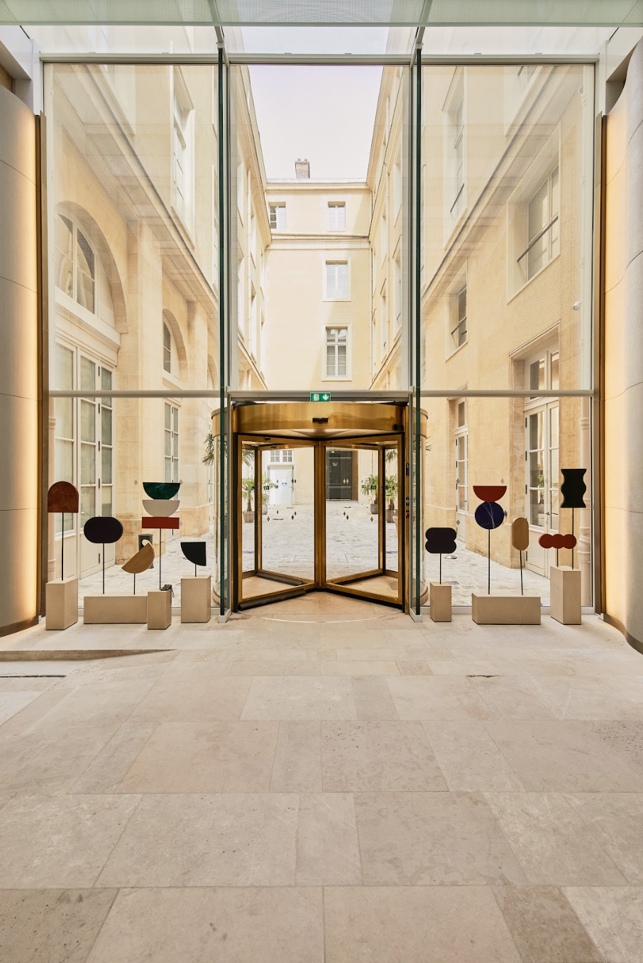 Image des bureaux au 2 Place de la Concorde, Paris 8  - Bureaux à louer