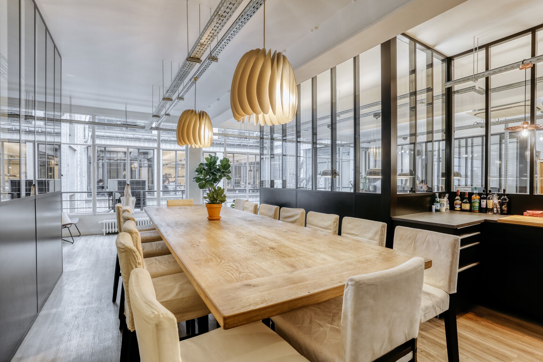 Image des bureaux au 32 Rue des Jeuneurs, Paris 2  - Bureaux à louer